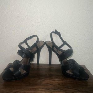 Kelly&Katie Black Strappy Heels size 9W